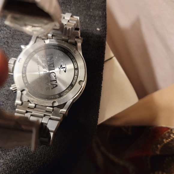 Invicta Reserve watch 52mm Excellent Condition. Good for everyday wear. - Picture 3 of 3